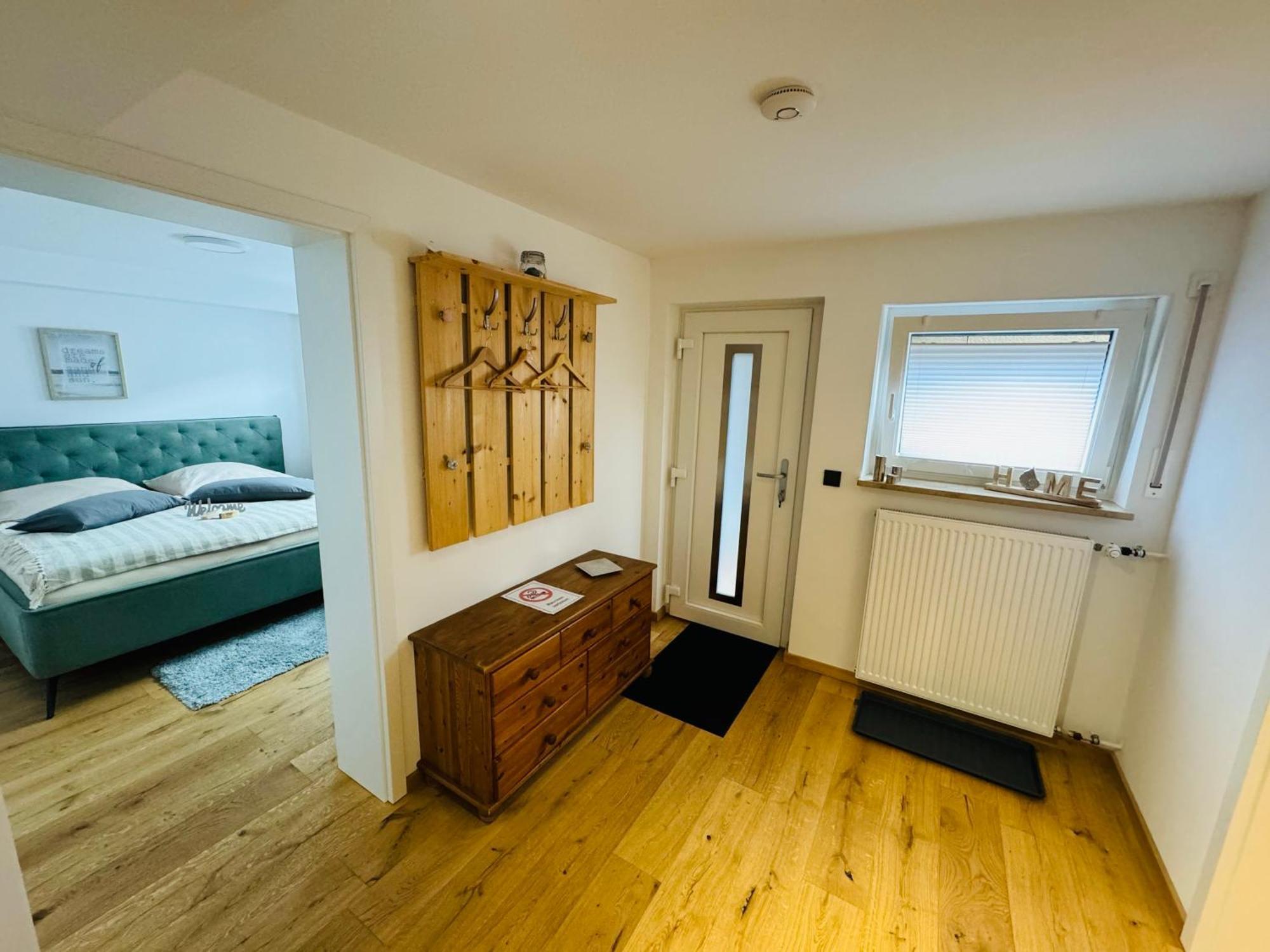 Ferien- Und Business Apartment Cadolzburg Экстерьер фото
